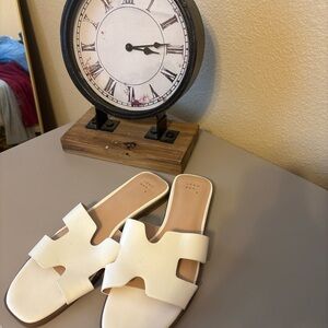 a new day White H Slide Sandals Women’s Size 10
